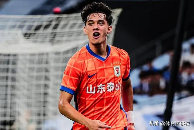 爱游戏体育官方网站-欧联赛程吃紧，山东泰山今晚临场应变，赛场秩序良好，控场能力受关注(亚冠联赛山东泰山vs横滨)