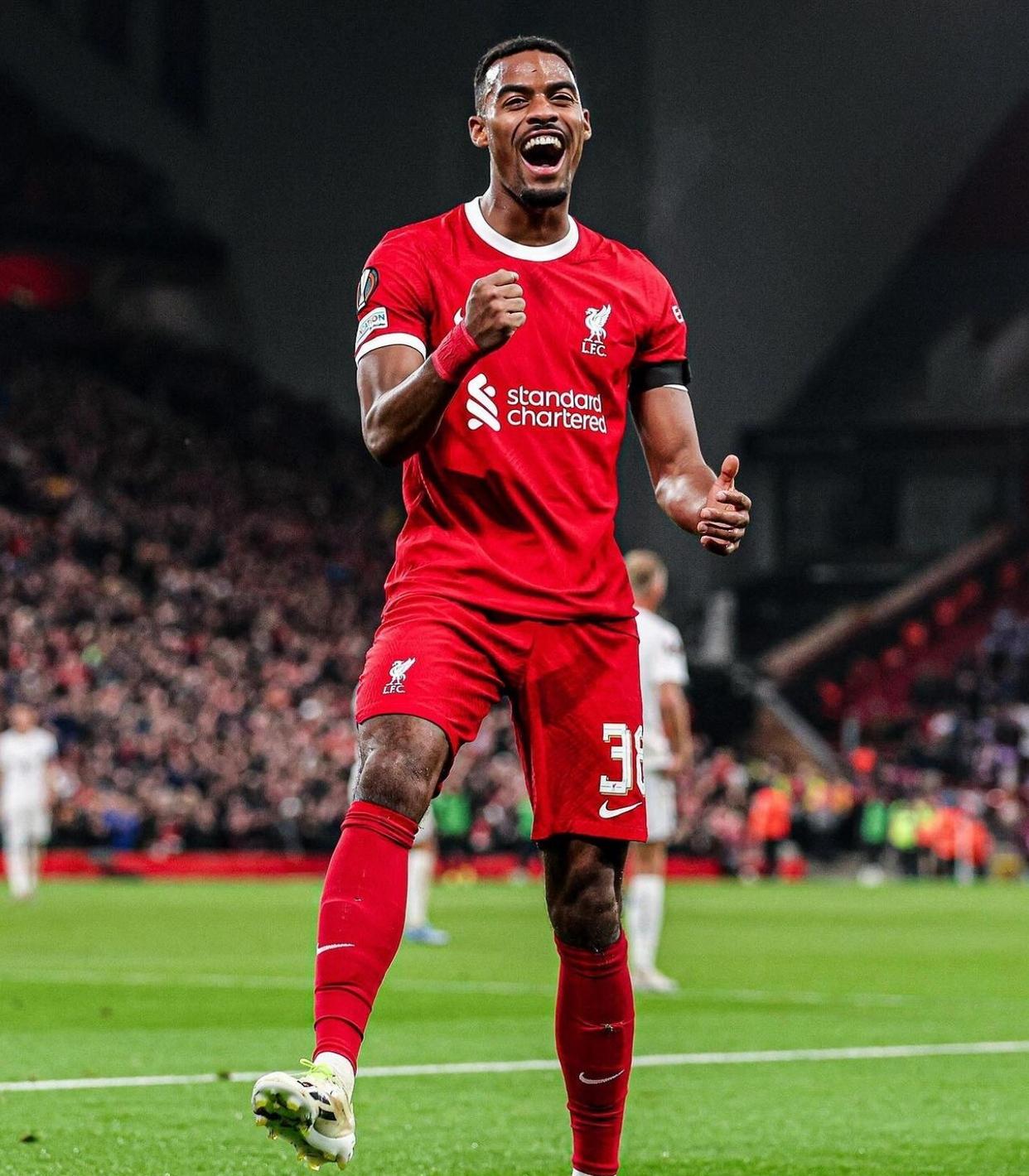 关键时刻荷甲焦点战，利物浦更衣室发声，目标明确，年轻球员得到机会的简单介绍